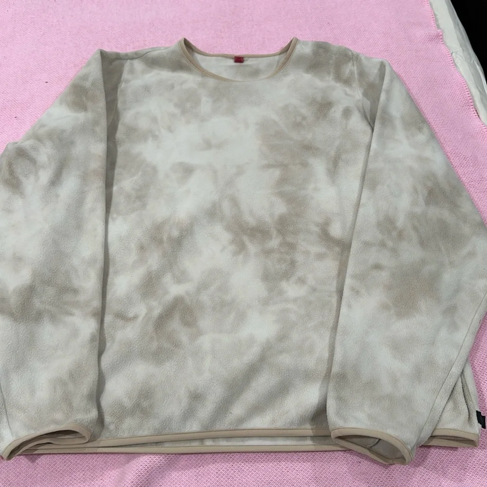 Lululemon sweatshirt women’s XL cream fleece crew pullover tie dye sweater